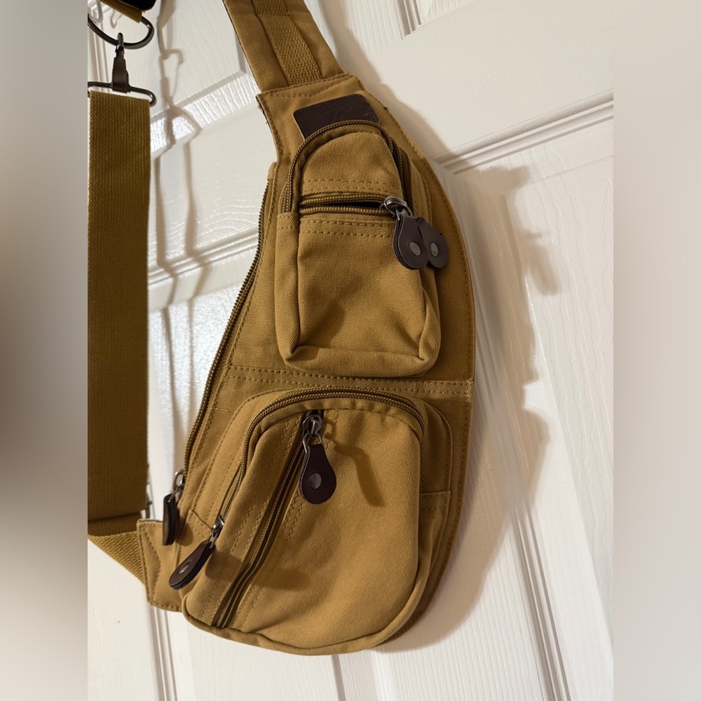 Rothco Vintage Beige Crossbody Bag - Picture 2 of 14